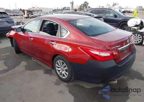 2016 Nissan Altima 2.5 S z USA, uszkodzony, nr VIN 1N4AL3AP1GN366948